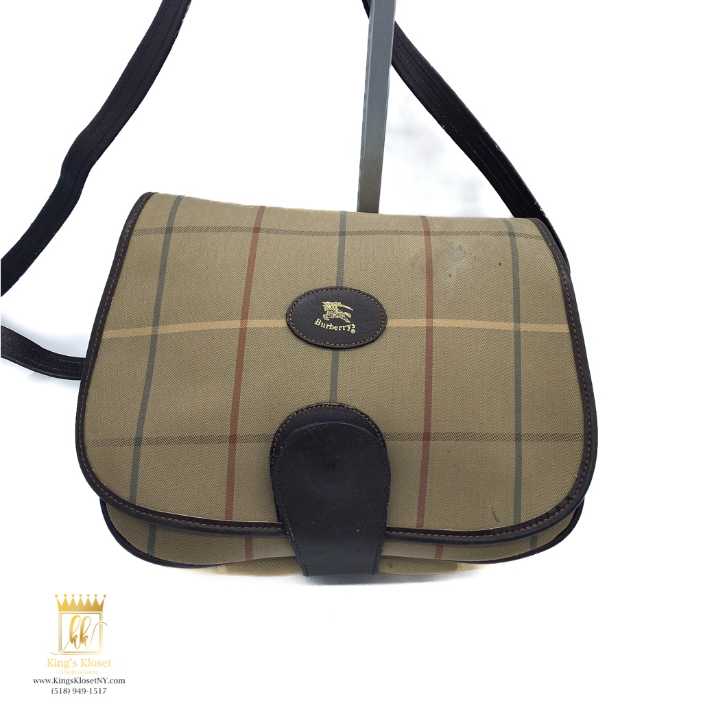 Burberrys Vintage Crossbody Bag